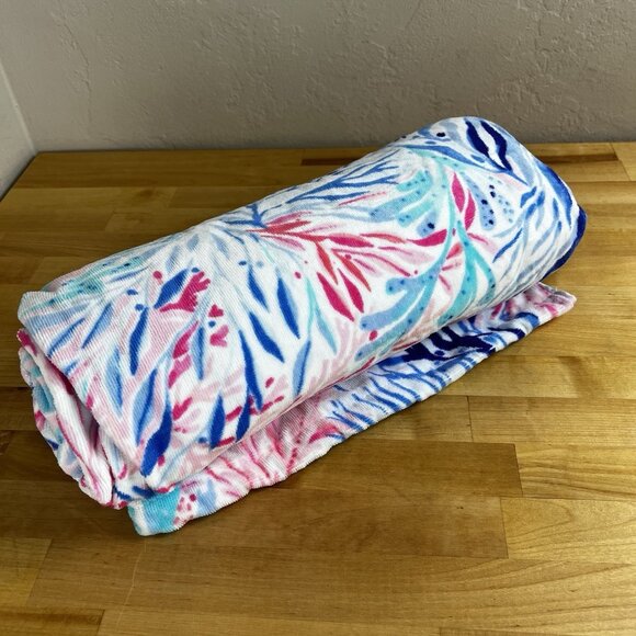 Lilly Pulitzer Towel Backpack Kaleidoscope Coral Beach Pool Vacation Pink Blue - Picture 2 of 8